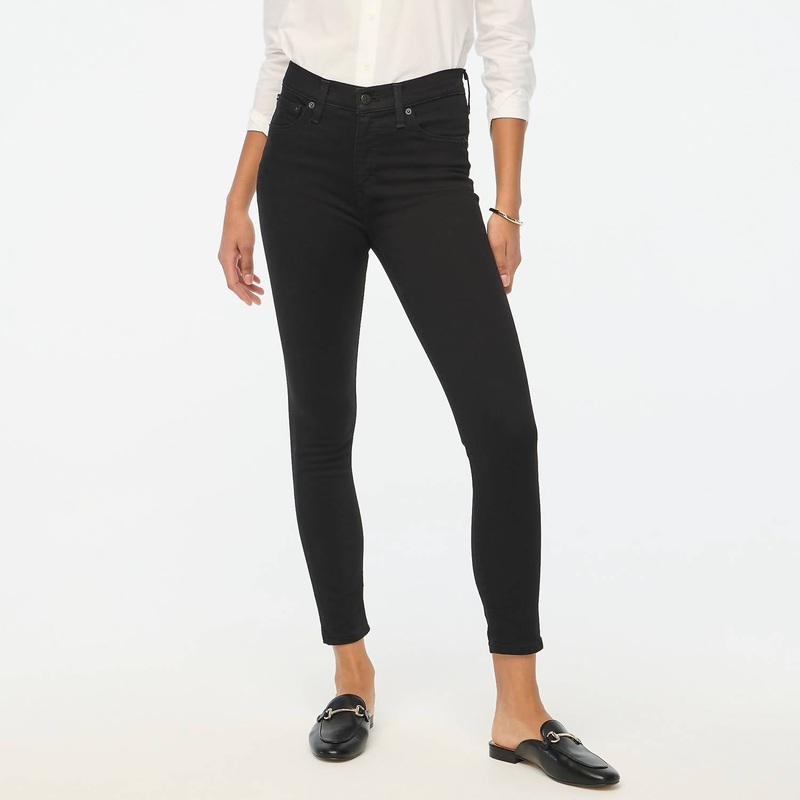 9 Mid-Rise Skinny Jean In Signature Stretch – Petite In Black