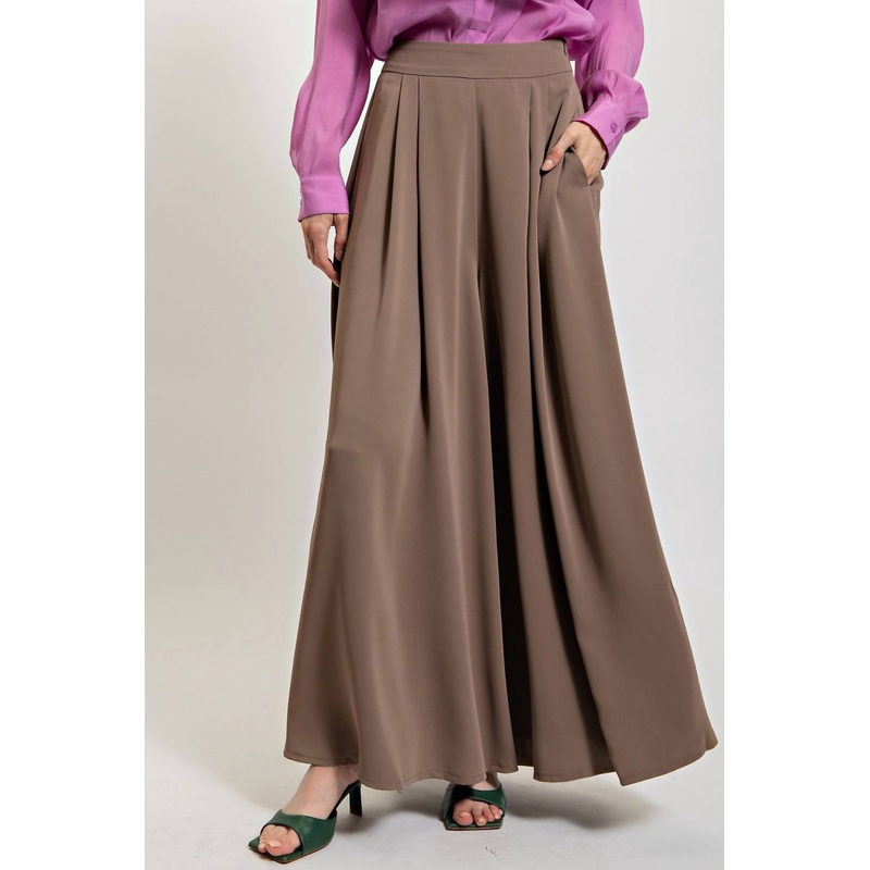 Wool Doby Wide Pants In Mocha