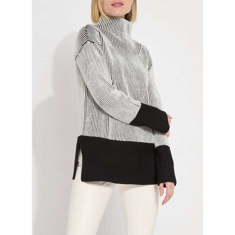 Alia Cozy Rib Pullover In Black