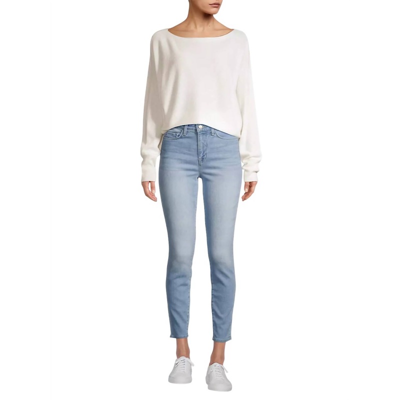 Yangon Boat Neck Sweater In White