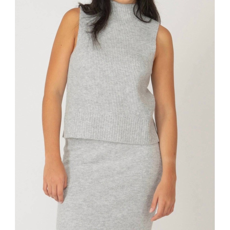 Xoxo Sweater In Light Gray